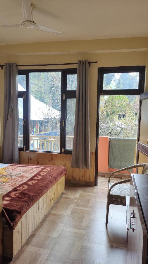 Trinity Homestay Kasol Exterior photo