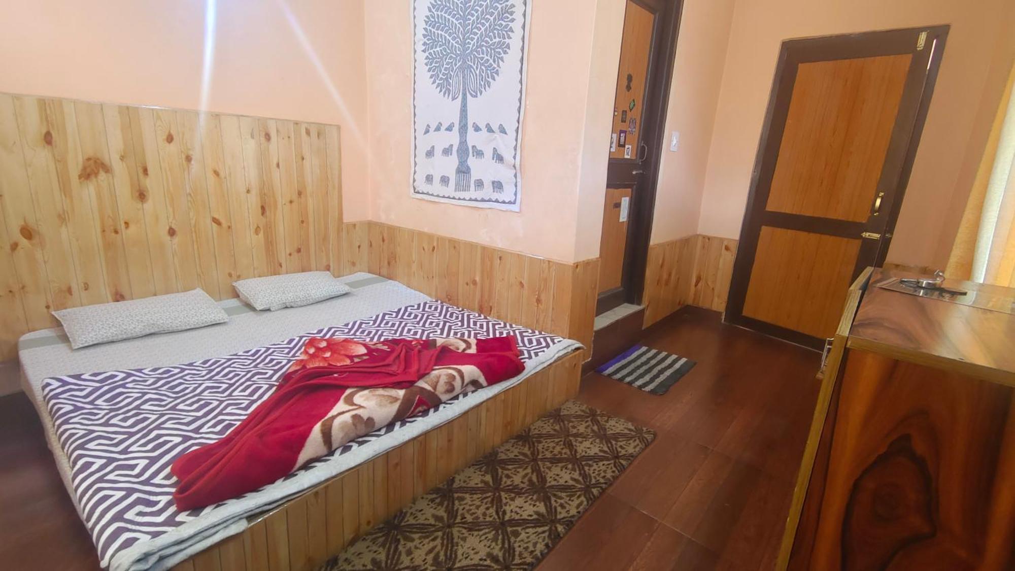 Trinity Homestay Kasol Exterior photo